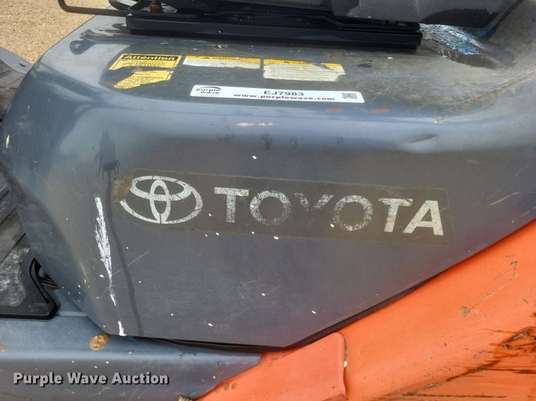 image for item EJ7983 Toyota  8FDU25 forklift