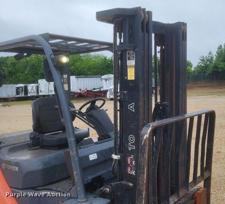 image for item EJ7983 Toyota  8FDU25 forklift