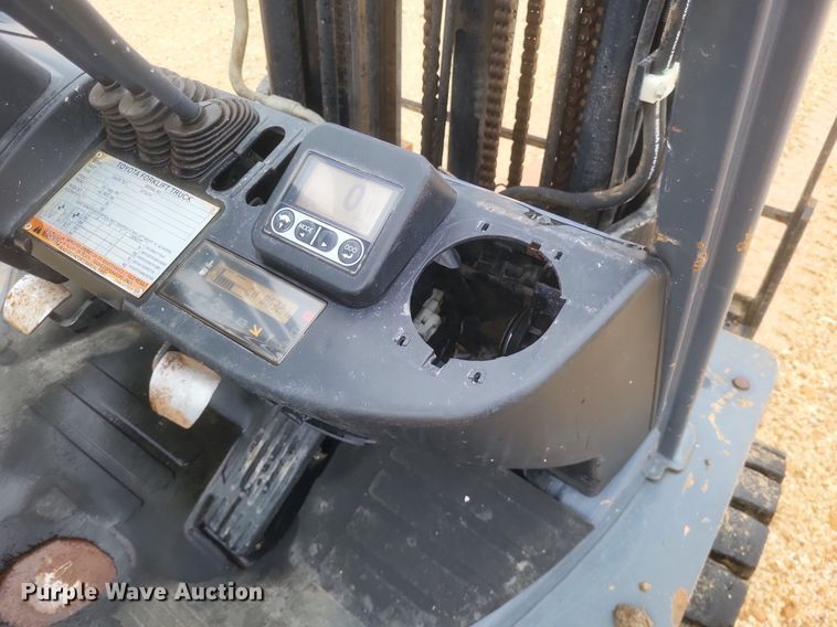 image for item EJ7983 Toyota  8FDU25 forklift