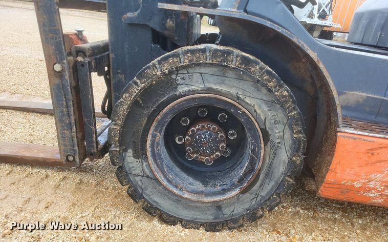 image for item EJ7983 Toyota  8FDU25 forklift