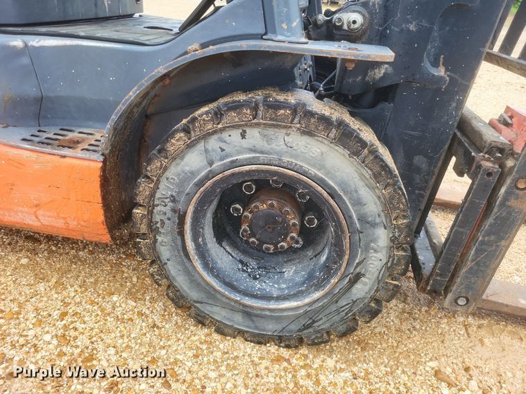 image for item EJ7983 Toyota  8FDU25 forklift