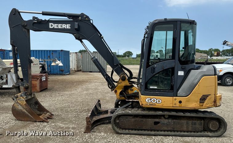 image for item EK1337 2012 John Deere 60D mini excavator