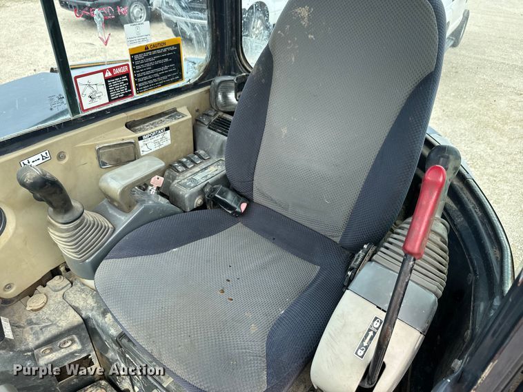 image for item EK1337 2012 John Deere 60D mini excavator