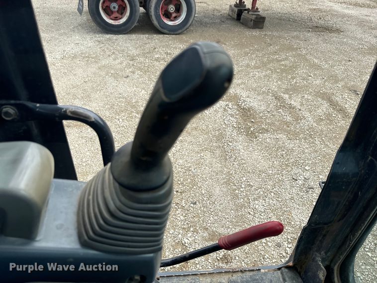 image for item EK1337 2012 John Deere 60D mini excavator