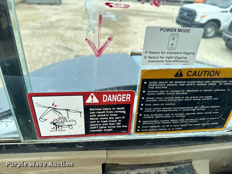 image for item EK1337 2012 John Deere 60D mini excavator