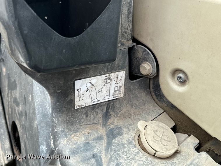 image for item EK1337 2012 John Deere 60D mini excavator