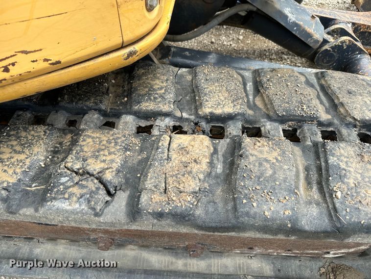 image for item EK1337 2012 John Deere 60D mini excavator