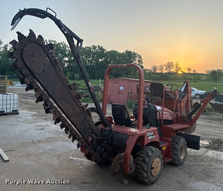 image for item EK1346 2013 Ditch Witch RT45 trencher