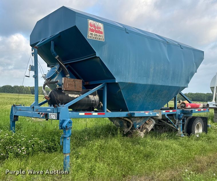 image for item EK1350 2013 CT Fabrication FAS/39 tank trailer