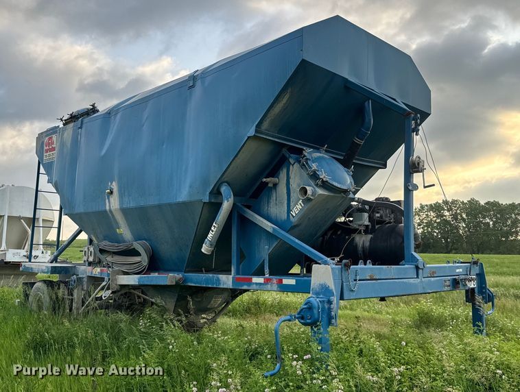 image for item EK1350 2013 CT Fabrication FAS/39 tank trailer