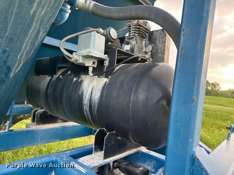 image for item EK1350 2013 CT Fabrication FAS/39 tank trailer