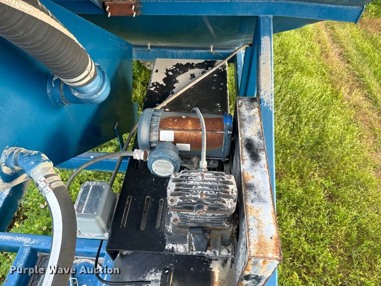 image for item EK1350 2013 CT Fabrication FAS/39 tank trailer