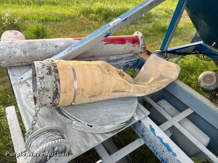 image for item EK1350 2013 CT Fabrication FAS/39 tank trailer