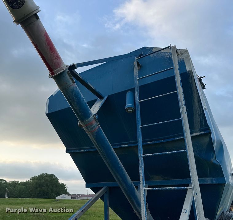 image for item EK1350 2013 CT Fabrication FAS/39 tank trailer