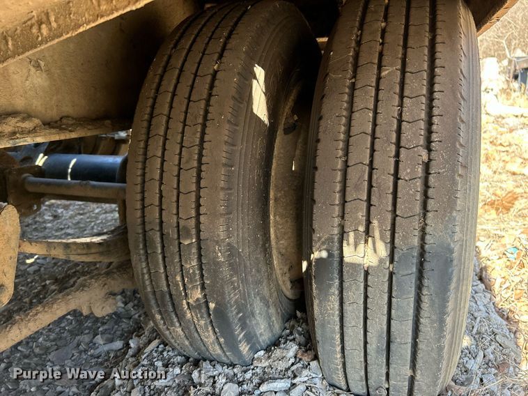 image for item EK4141 2013 Felling FT-40-2 TA tilt deck equipment trailer