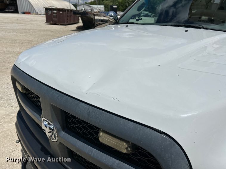 image for item EK4618 2014 Dodge  Ram 5500HD bucket truck