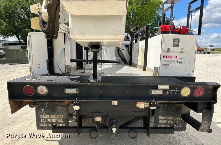 image for item EK4618 2014 Dodge  Ram 5500HD bucket truck