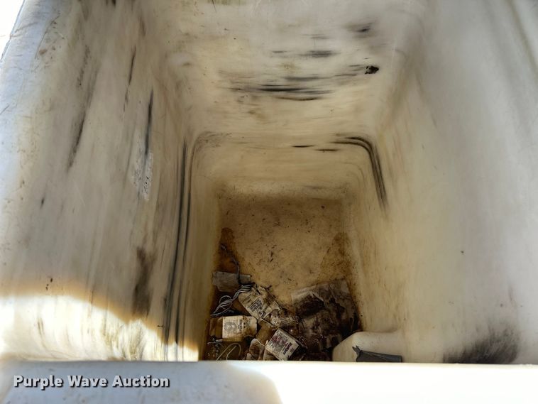 image for item EK4618 2014 Dodge  Ram 5500HD bucket truck