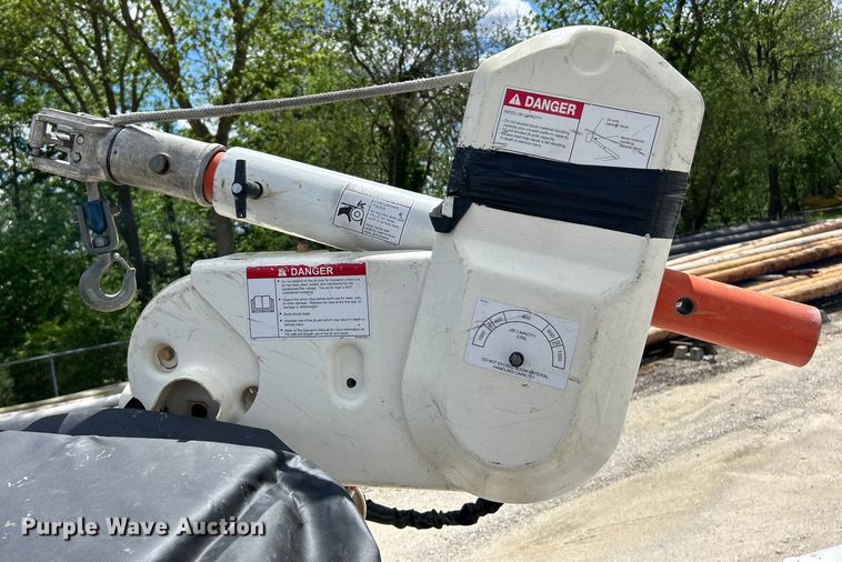 image for item EK4618 2014 Dodge  Ram 5500HD bucket truck