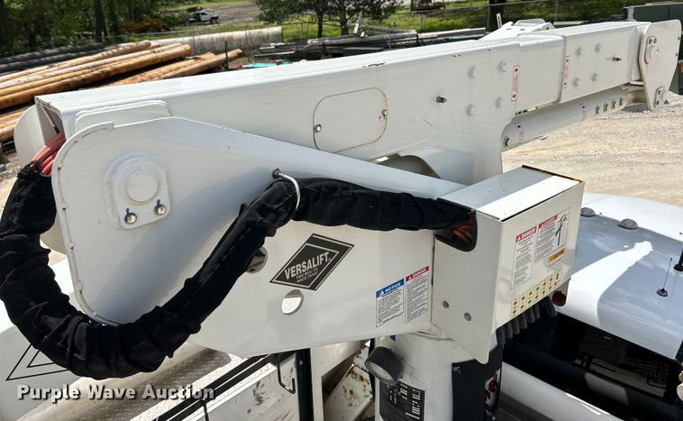 image for item EK4618 2014 Dodge  Ram 5500HD bucket truck