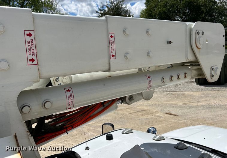 image for item EK4618 2014 Dodge  Ram 5500HD bucket truck