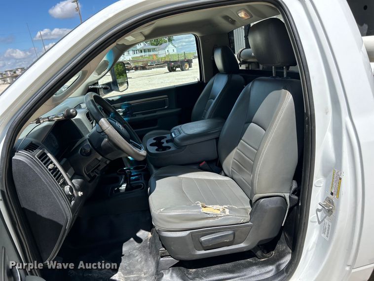 image for item EK4618 2014 Dodge  Ram 5500HD bucket truck