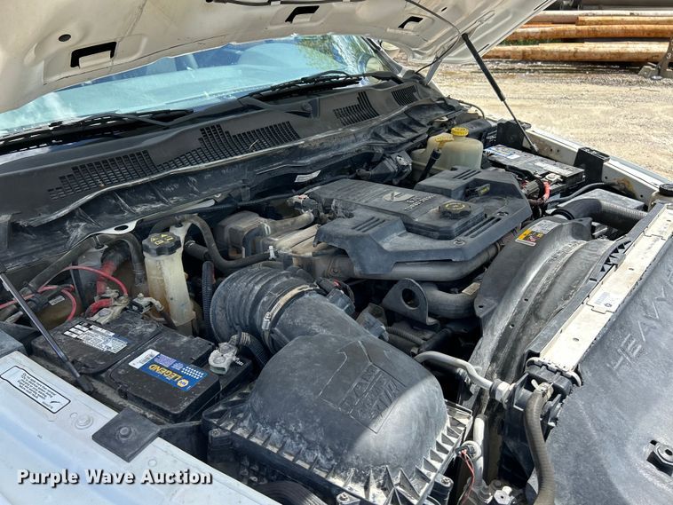 image for item EK4618 2014 Dodge  Ram 5500HD bucket truck