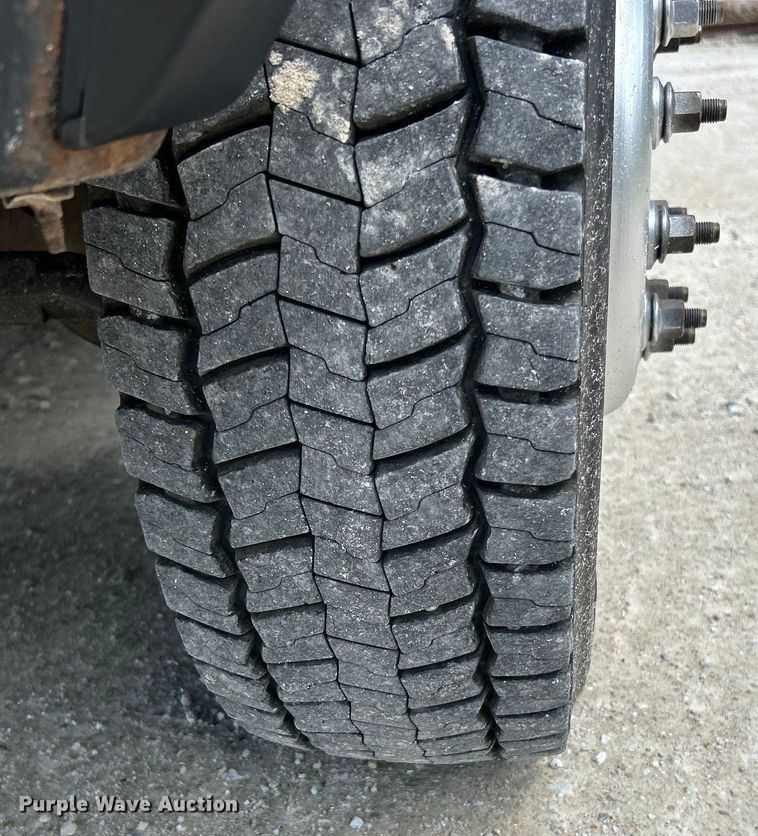 image for item EK4618 2014 Dodge  Ram 5500HD bucket truck