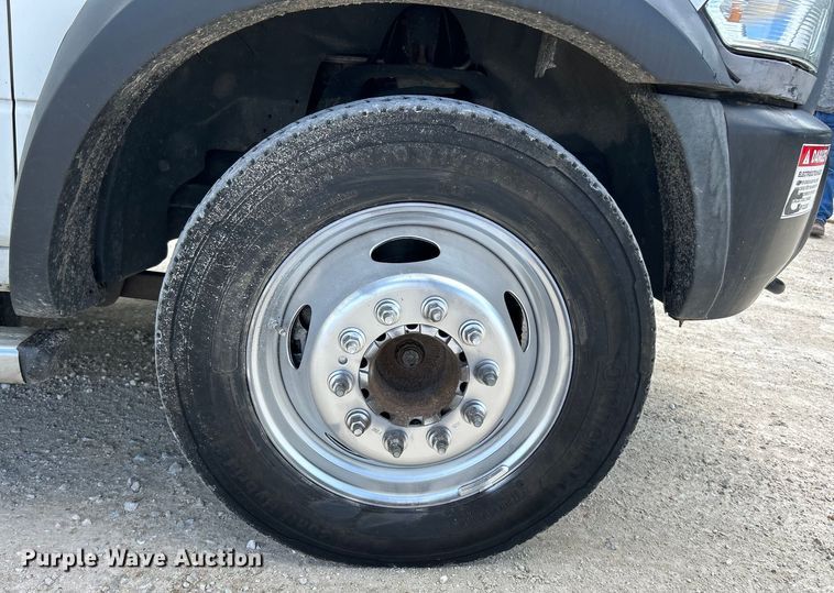 image for item EK4618 2014 Dodge  Ram 5500HD bucket truck