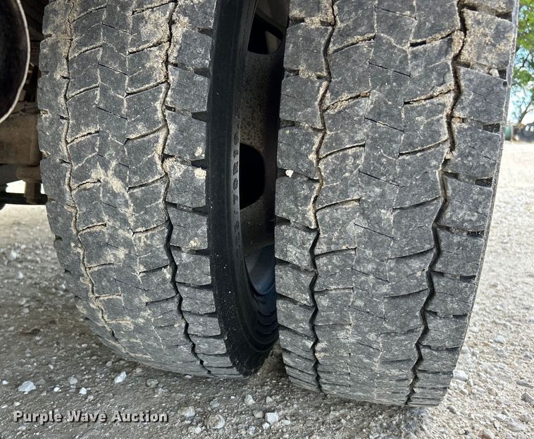 image for item EK4618 2014 Dodge  Ram 5500HD bucket truck