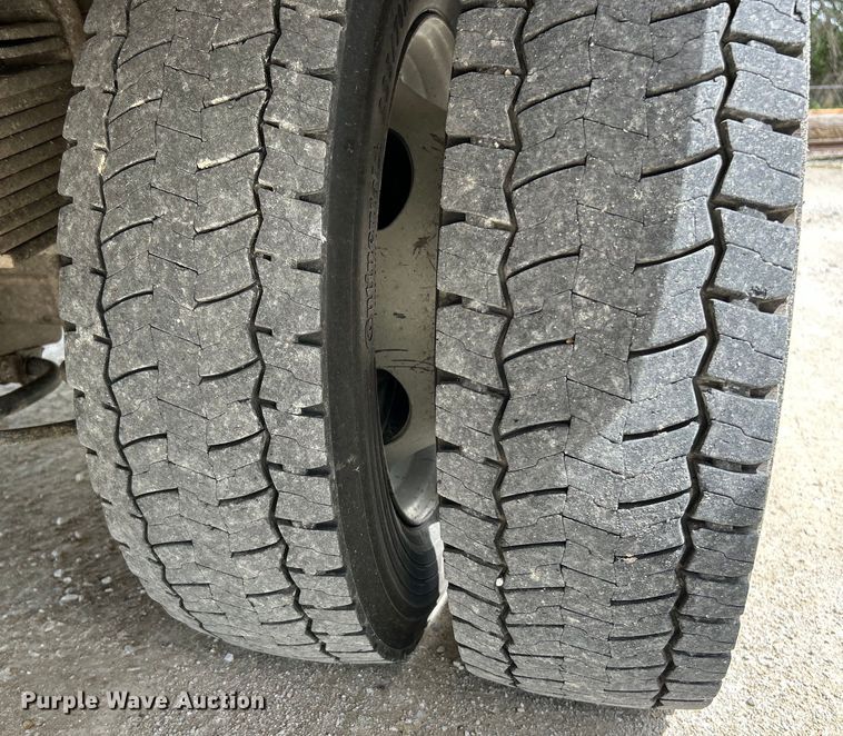 image for item EK4618 2014 Dodge  Ram 5500HD bucket truck