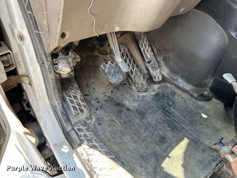 image for item EK4653 2000 Sterling L-Line dump truck