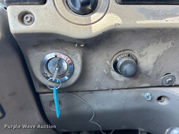 image for item EK4653 2000 Sterling L-Line dump truck