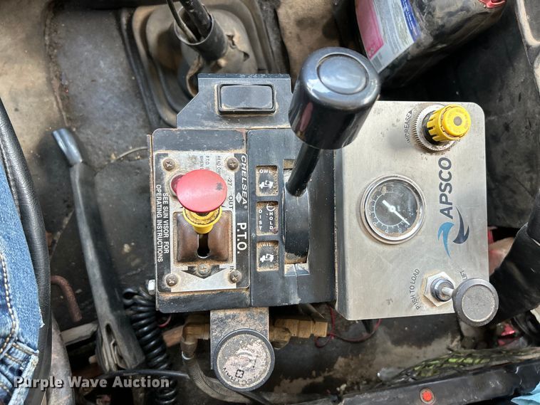 image for item EK4653 2000 Sterling L-Line dump truck