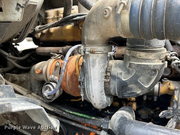 image for item EK4653 2000 Sterling L-Line dump truck