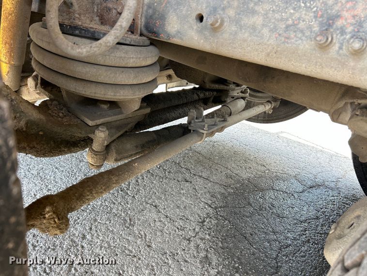 image for item EK4653 2000 Sterling L-Line dump truck