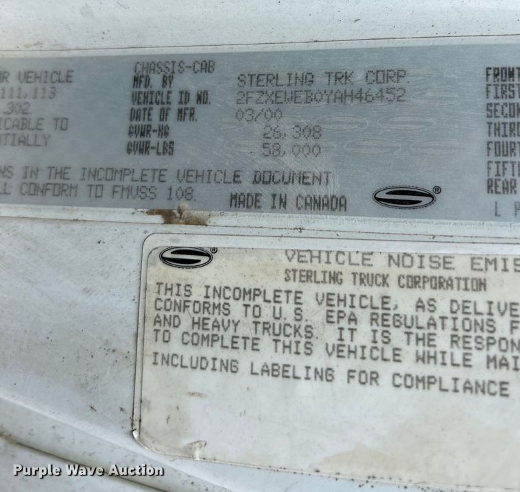 image for item EK4653 2000 Sterling L-Line dump truck