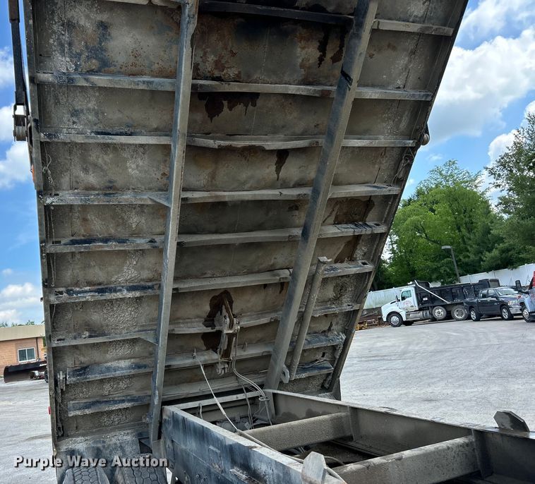 image for item EK4654 1999 Mack DM690S dump truck