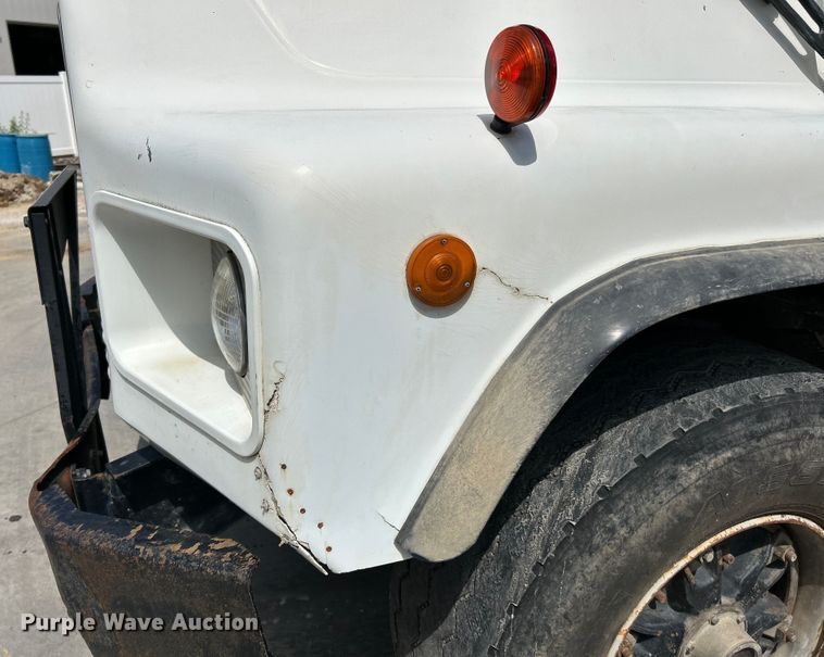 image for item EK4654 1999 Mack DM690S dump truck