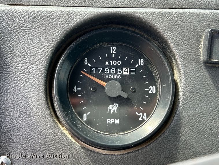 image for item EK4654 1999 Mack DM690S dump truck