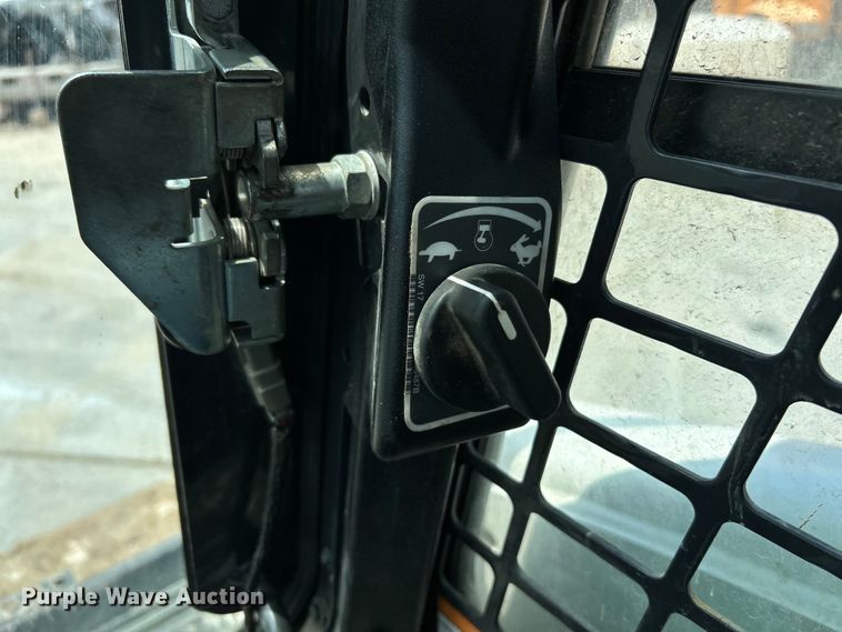 image for item EK4656 2020 Bobcat T770 tracked skid steer loader