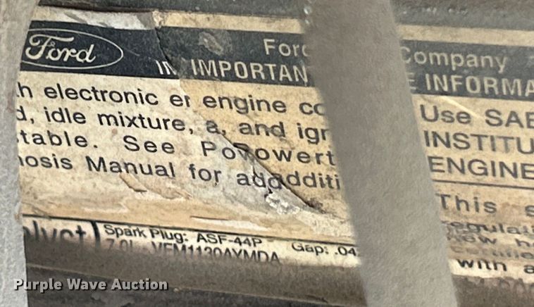 image for item EK4657 1998 Ford F700 flatbed truck