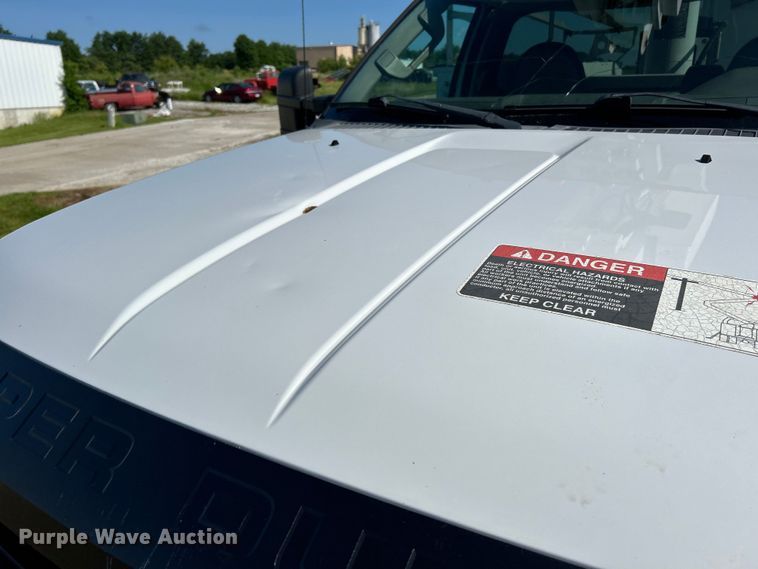 image for item EK4664 2009 Ford F450 Super Duty XL bucket truck