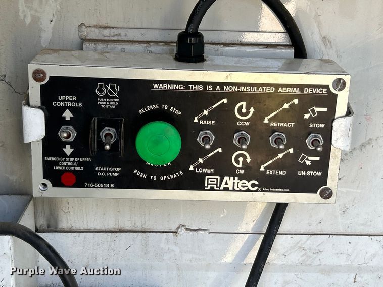 image for item EK4664 2009 Ford F450 Super Duty XL bucket truck