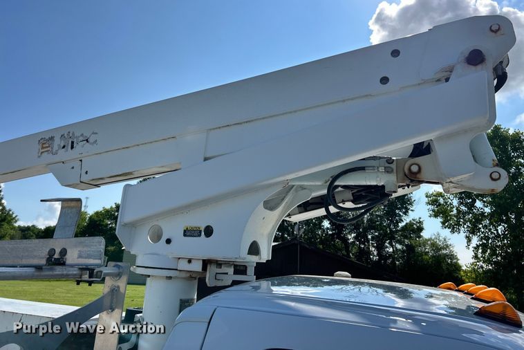 image for item EK4664 2009 Ford F450 Super Duty XL bucket truck