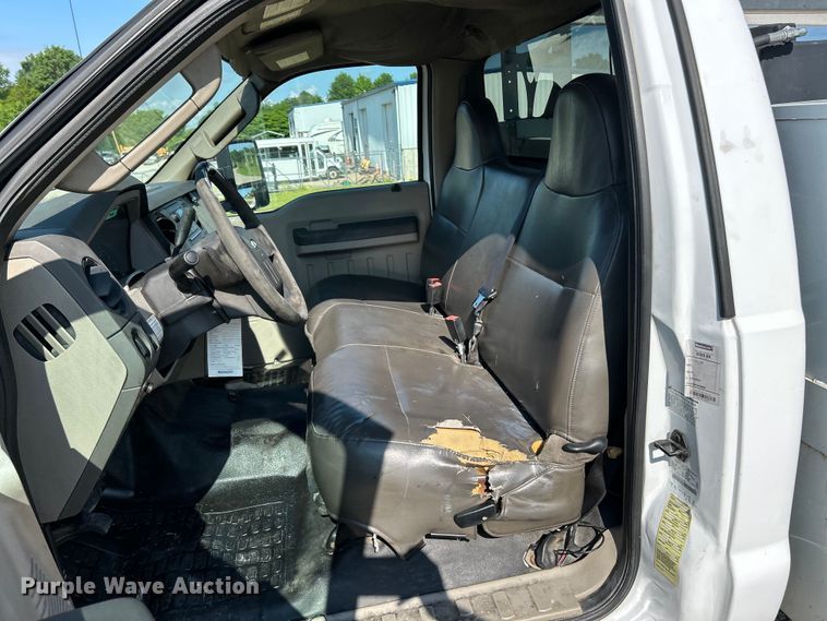 image for item EK4664 2009 Ford F450 Super Duty XL bucket truck