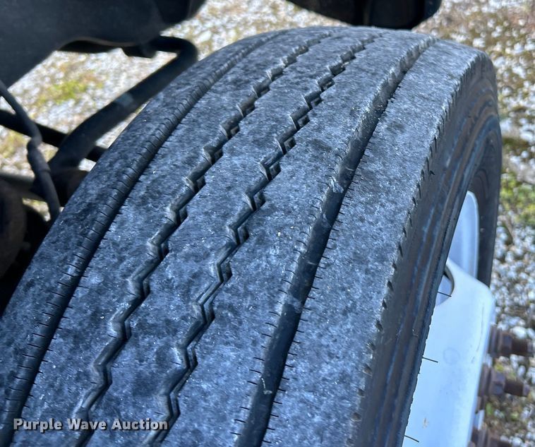 image for item EK4664 2009 Ford F450 Super Duty XL bucket truck