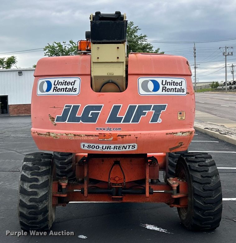 image for item EK4683 2005 JLG 600S boom lift