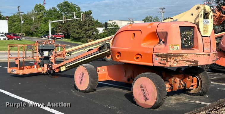 image for item EK4684 2007 JLG 400S boom lift