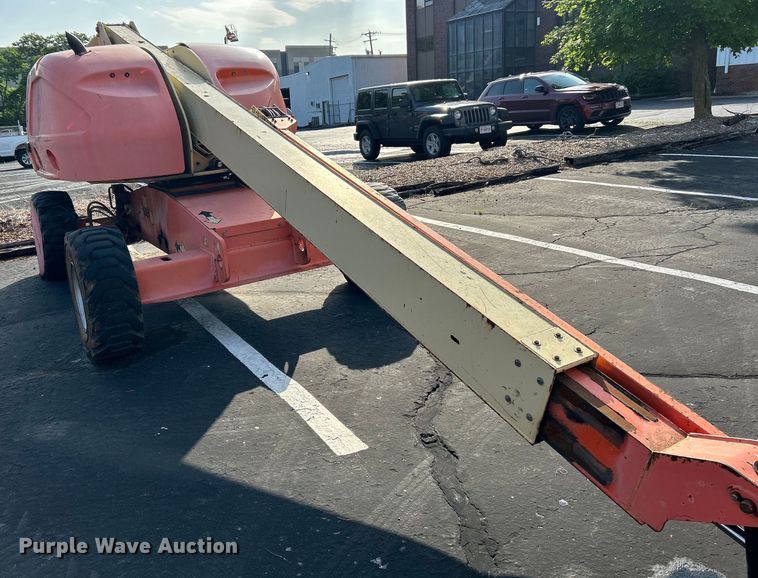 image for item EK4684 2007 JLG 400S boom lift